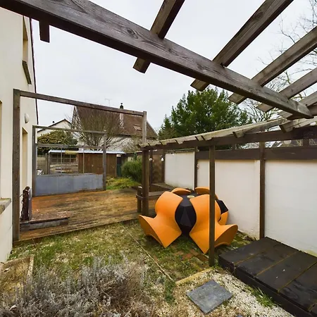 Maison Cosy - Jardin Privatif - Proche Magasin D'usine *